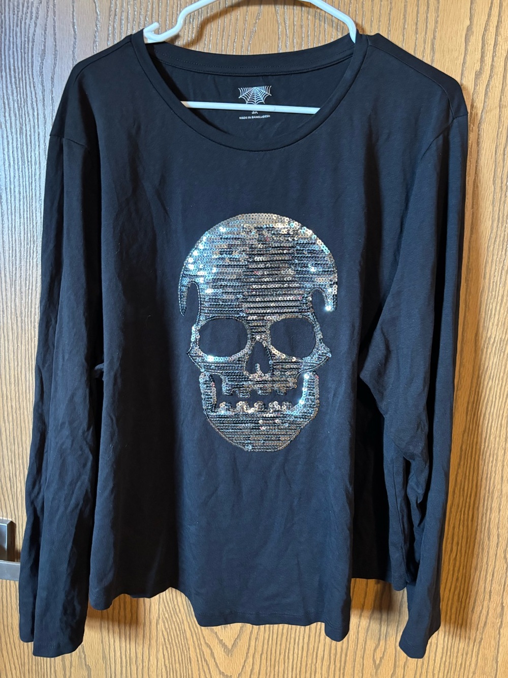Women’s Plus Halloween Glitter Sequin Skull Long Sleeve